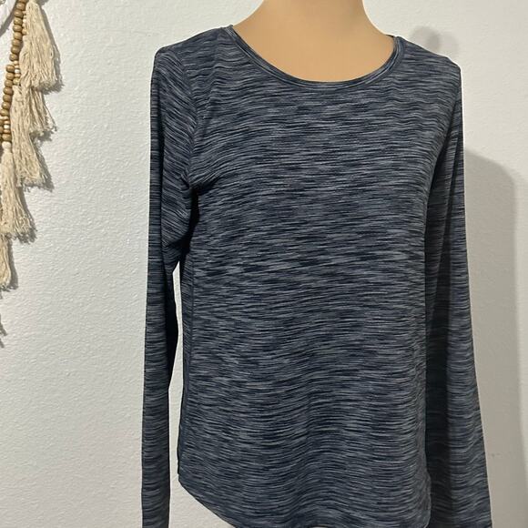 Zyia open back long sleeve - Picture 2 of 7